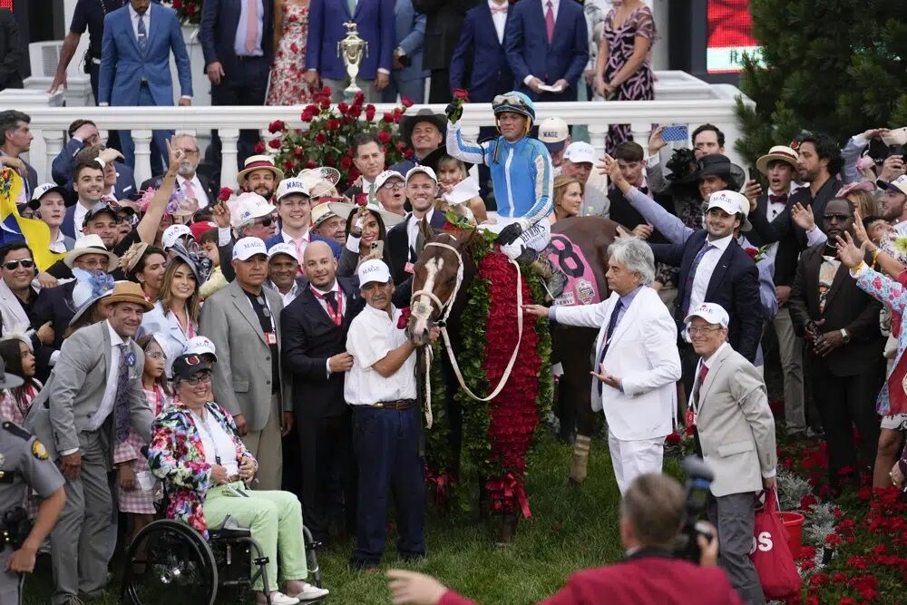 Fans at the Royal Ascot in England enjoy some Kentucky Derby traditions